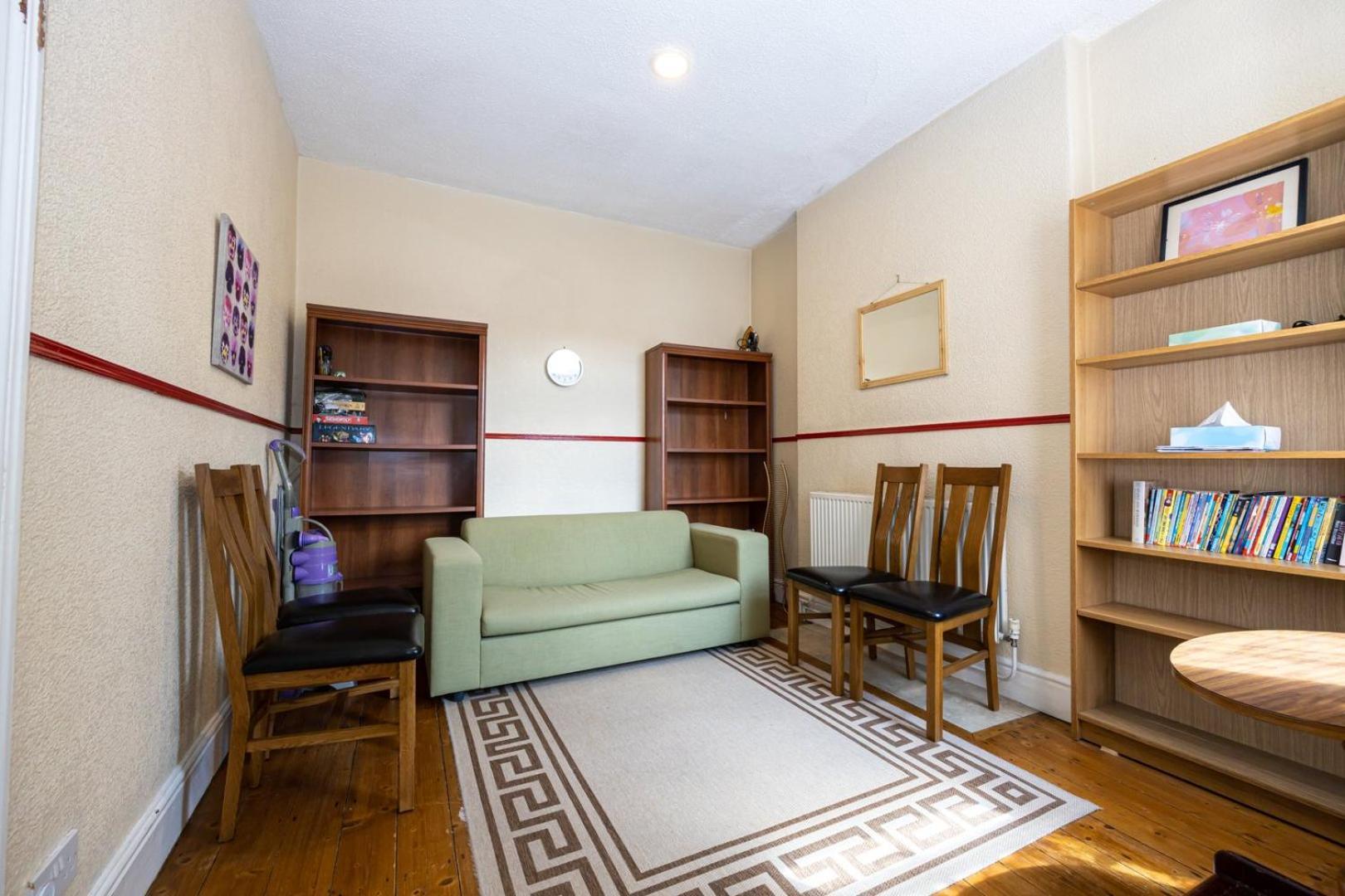 Guestready - Enchanting Life In Gorse Hill Manchester Luaran gambar