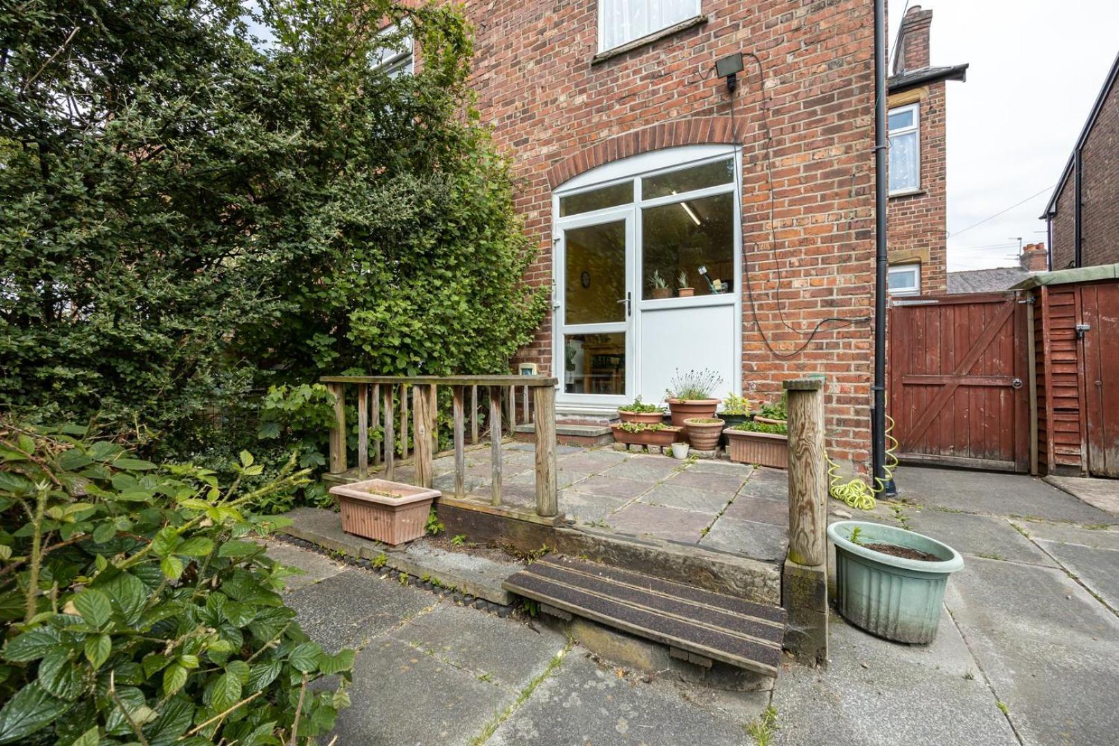 Guestready - Enchanting Life In Gorse Hill Manchester Luaran gambar