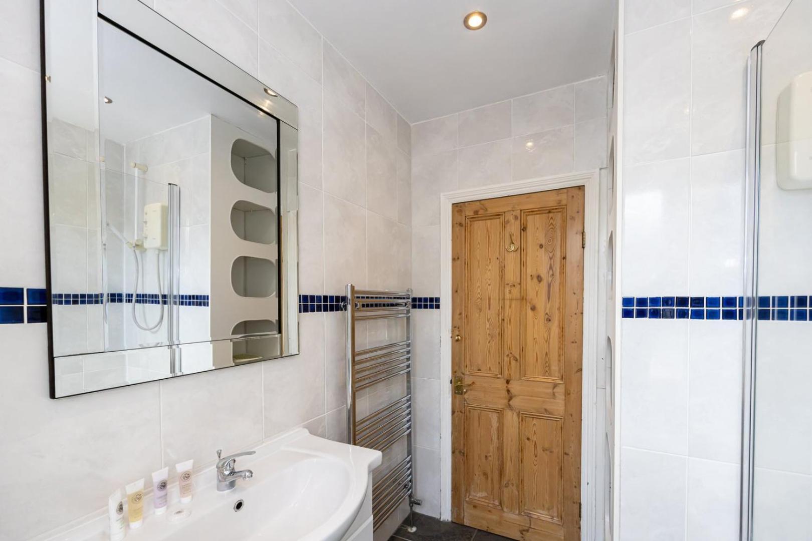 Guestready - Enchanting Life In Gorse Hill Manchester Luaran gambar